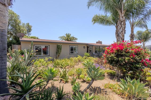 123 E 11th Ave., Escondido CA: https://media.crmls.org/mediaz/05b8ce13-b518-4e29-8c16-6eae4da3353d.jpg