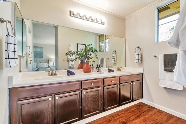 929 E El Camino Real, Sunnyvale CA: https://media.crmls.org/mediaz/05b8e288-e341-46af-931b-43e13ae7c4ff.jpg