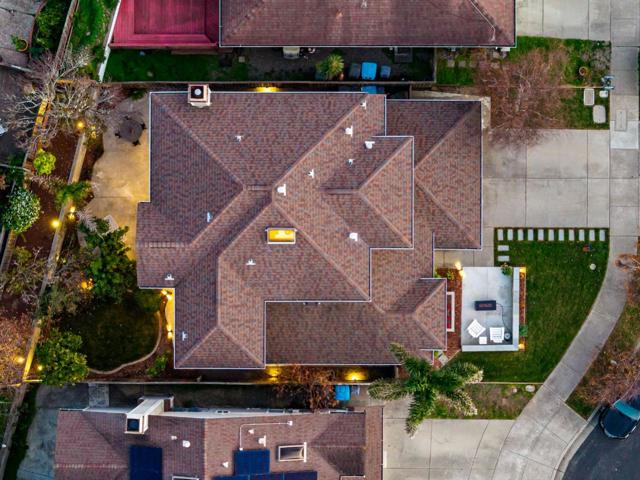 229 Marvilla Circle, Pacifica CA: https://media.crmls.org/mediaz/05bac3fa-a52d-47b5-95e3-53e851f240f4.jpg