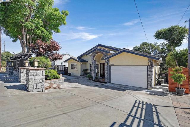 Details for 4635 Seven Hills Rd, Castro Valley, CA 94546