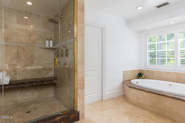 Detail Gallery Image 33 of 46 For 15450 Briarwood Dr, Sherman Oaks,  CA 91403 - 4 Beds | 4/1 Baths