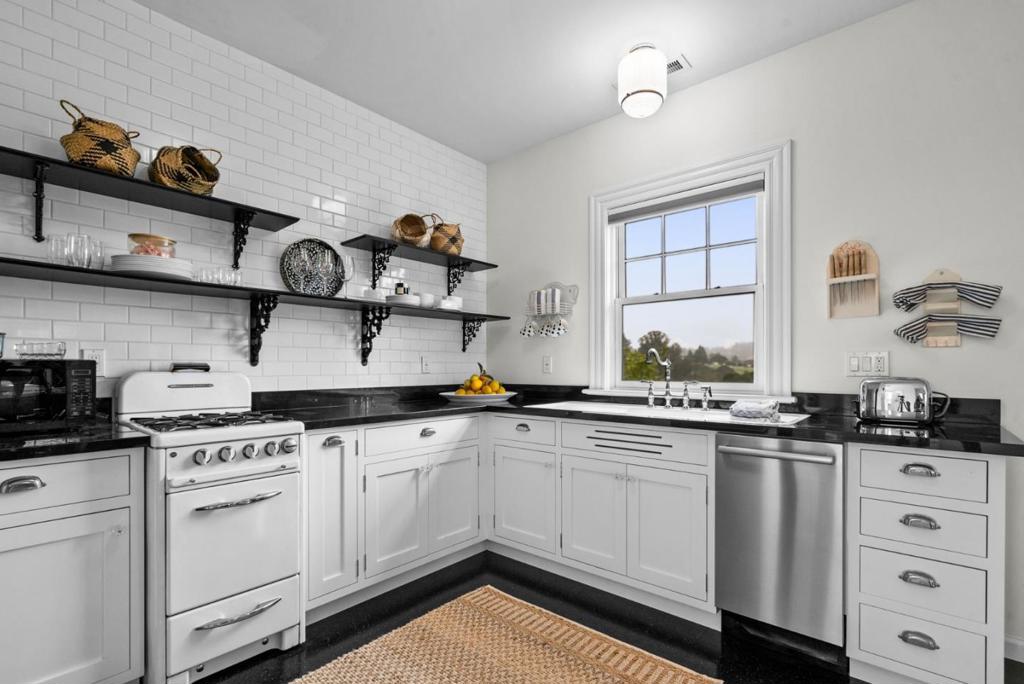 MLS #ML82020660 image #55