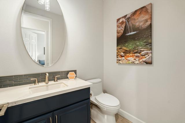 6 Taylor Avenue, Palm Desert CA: https://media.crmls.org/mediaz/05bfa4c9-1bf6-4e1f-b2f9-70a45d5331f3.jpg