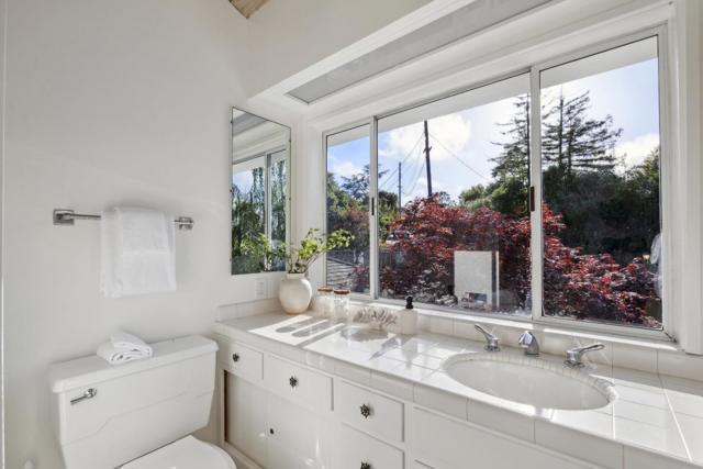 1431 Carlton Road, Hillsborough CA: https://media.crmls.org/mediaz/05c1369b-9b0c-4346-bd82-3671855581ff.jpg