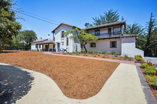 401 San Bernabe Drive, Monterey CA: https://media.crmls.org/mediaz/05c1e38a-8290-4c3c-83a2-4f76b85205cf.jpg