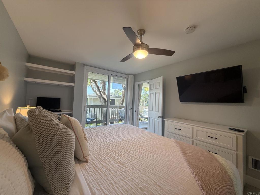 999 Pacific Street - photo 16