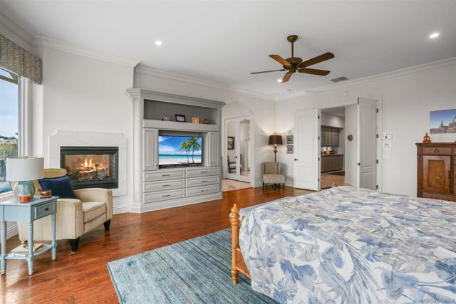 10636 Birch Bluff Ave, San Diego CA: https://media.crmls.org/mediaz/05c3bc2c-6a7b-4fe8-bc07-b914a7475861.jpg