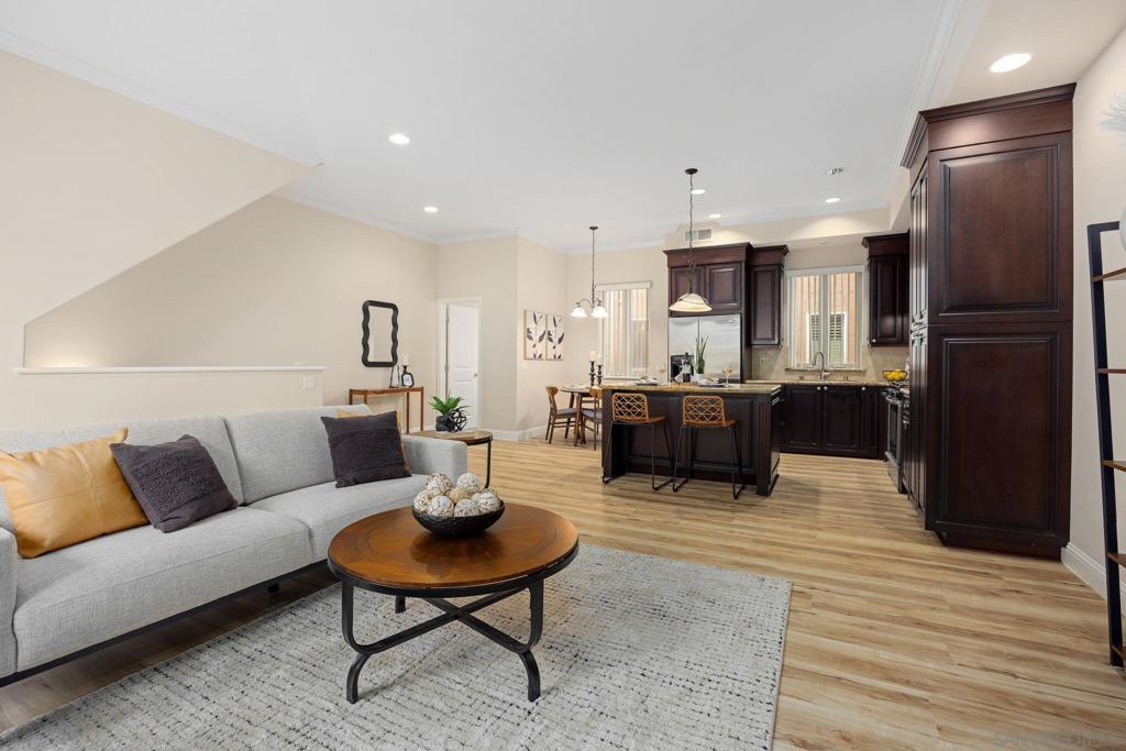 4235 3rd Ave. #5