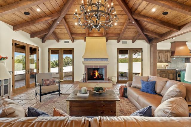 Detail Gallery Image 20 of 75 For 2525 Date Palm Ct, Vista,  CA 92084 - 3 Beds | 3/1 Baths