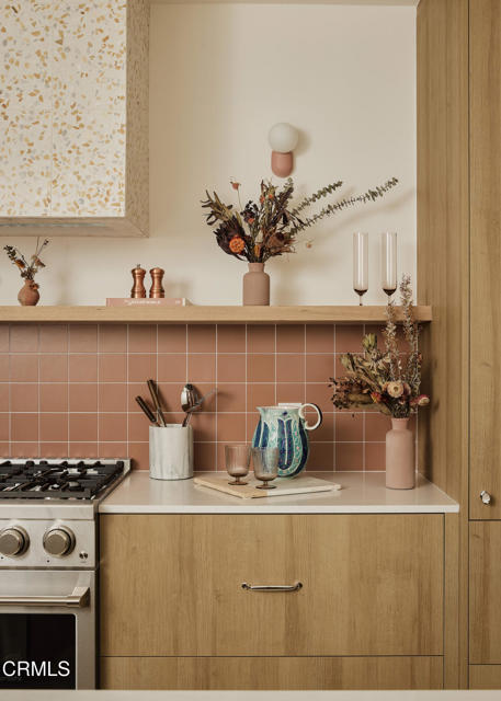 Detail Gallery Image 9 of 35 For 6002 Springvale Dr, Los Angeles,  CA 90042 - 3 Beds | 2 Baths