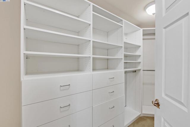 800 S Abel St, Milpitas CA: https://media.crmls.org/mediaz/05c4a663-a1f4-408a-9280-fb22b7417a78.jpg