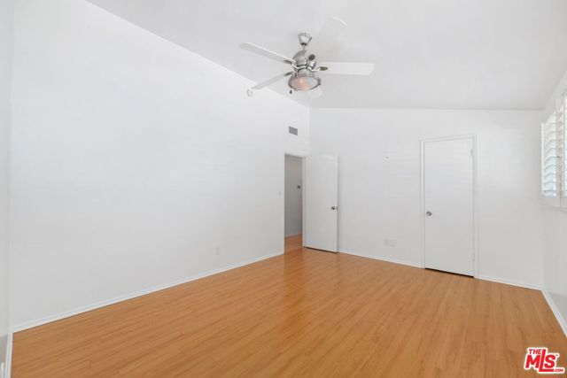 20553 Califa Street, Woodland Hills CA: https://media.crmls.org/mediaz/05c56c35-e9ee-4654-af51-6ff38bc48b72.jpg