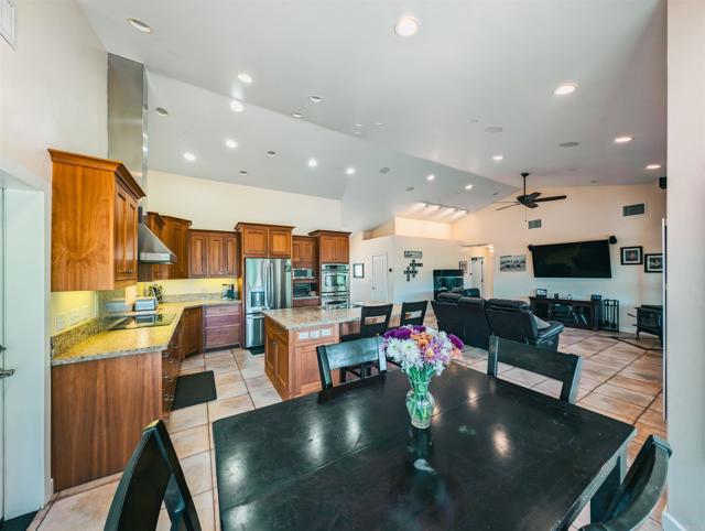 Image 11 of 75 For 9848 Vista Viejas