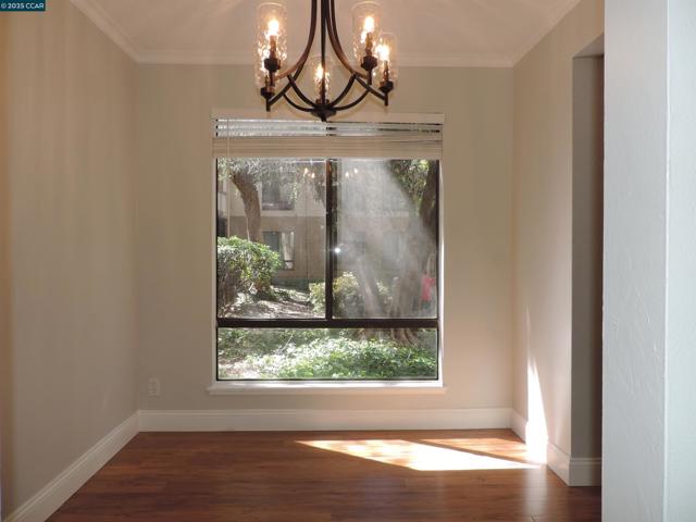 470 N Civic Dr., Walnut Creek CA: https://media.crmls.org/mediaz/05c60683-bfb9-4e8c-a7e0-fd6cddad6e03.jpg
