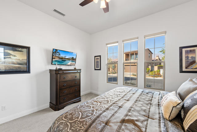 Image 46 of 67 For 80481 Platinum Way