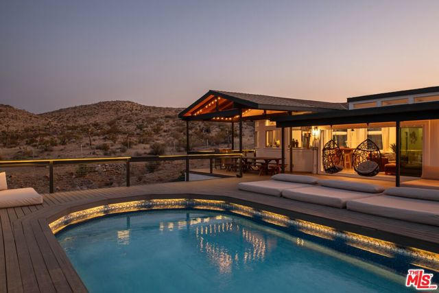 59855 Security Drive, Yucca Valley CA: https://media.crmls.org/mediaz/05c7125c-0fa6-4dd1-9e32-4428b861f8e2.jpg