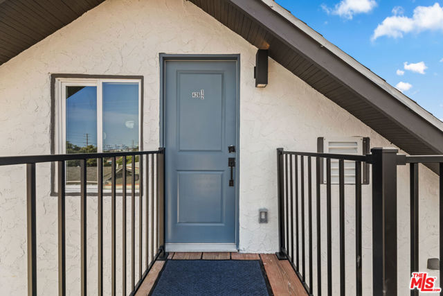 426 N Pacific Avenue, San Pedro CA: https://media.crmls.org/mediaz/05c744e1-2487-4a99-89dc-d7217a3c4411.jpg