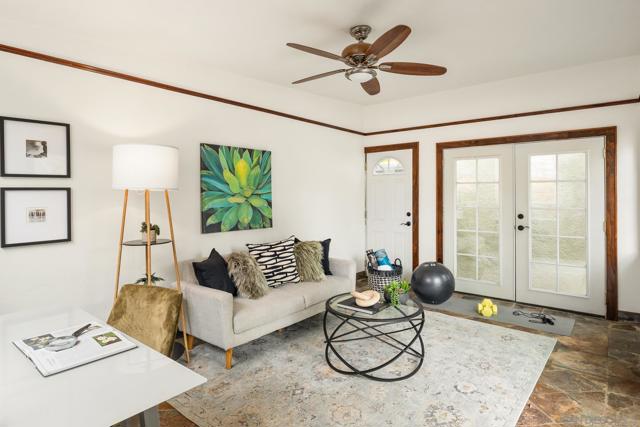 4605 4607 Terrace Dr, San Diego CA: https://media.crmls.org/mediaz/05c77e70-b013-46e1-a3cf-ce4757e8bf06.jpg