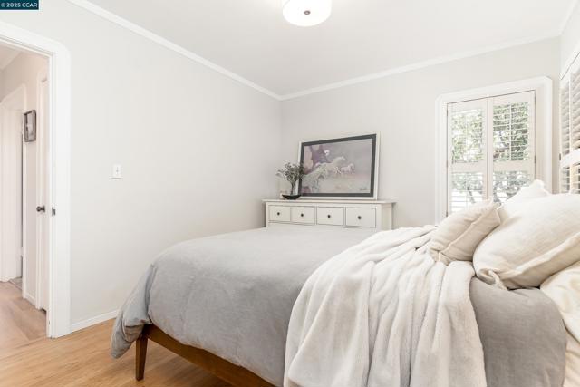 6 View St, Vallejo CA: https://media.crmls.org/mediaz/05c86918-aeae-4372-b120-616c52e23074.jpg