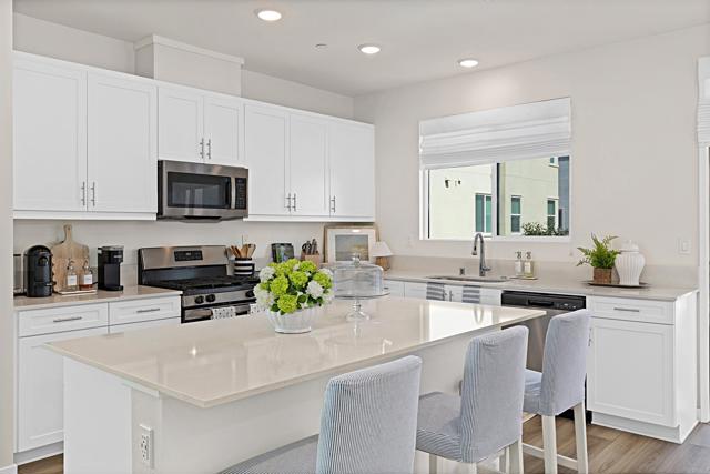 Detail Gallery Image 13 of 46 For 5464 Shorefront Dr #148,  San Diego,  CA 92154 - 4 Beds | 3/1 Baths