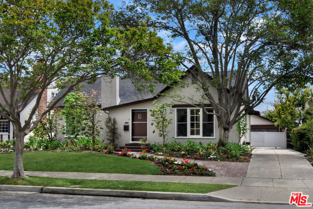 1044 Coolidge Drive, San Gabriel CA: https://media.crmls.org/mediaz/05ca4da4-21df-4816-800d-d212fa0b644a.jpg