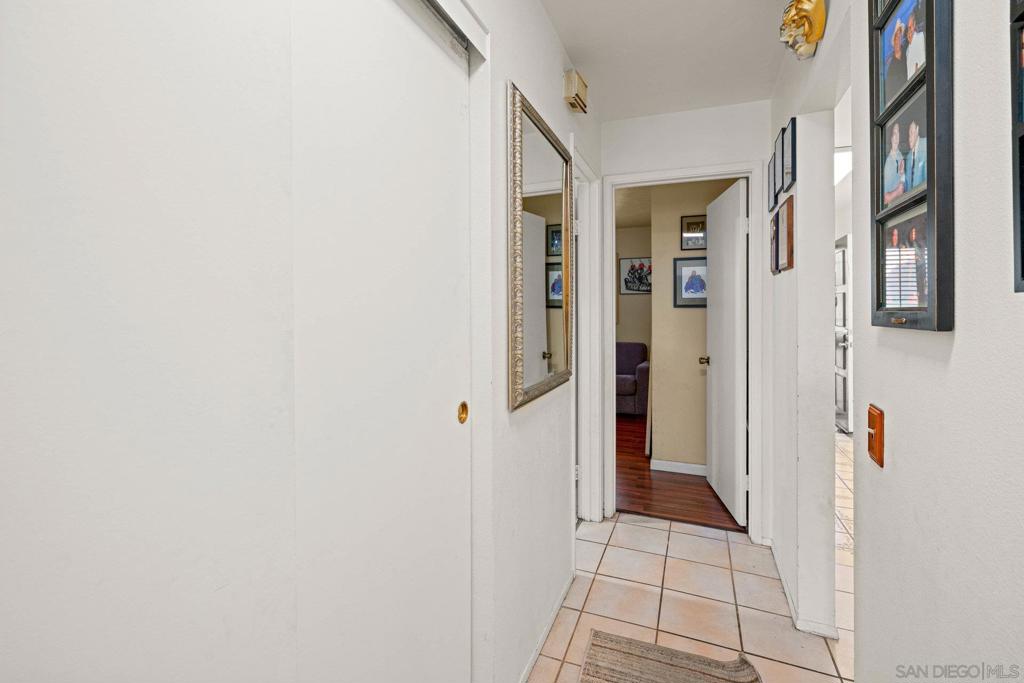 2540 Clairemont Dr - photo 15