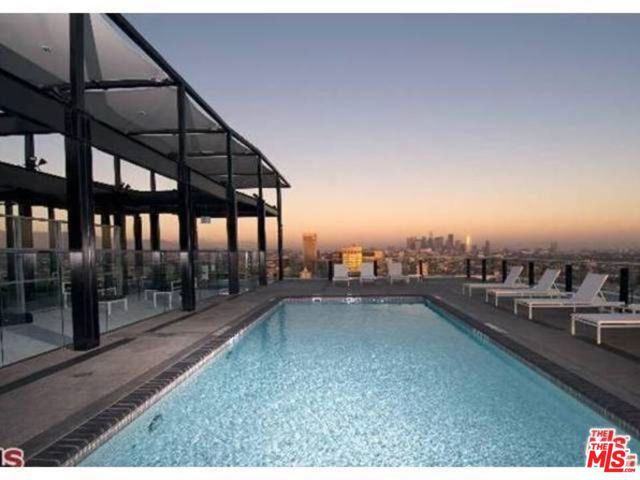 3810 Wilshire Boulevard, Los Angeles CA: https://media.crmls.org/mediaz/05cb4162-2201-4d91-ad27-7ecd93b0a223.jpg