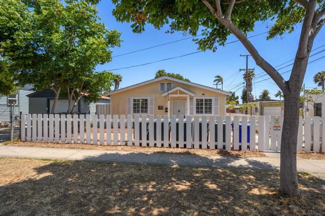 620 E 4th Street, National City CA: https://media.crmls.org/mediaz/05cb6ac1-8b32-4b82-a6d3-2f8e2a47ef89.jpg