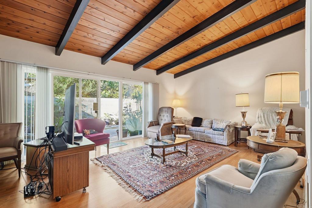 5455 Parkview Dr - photo 4