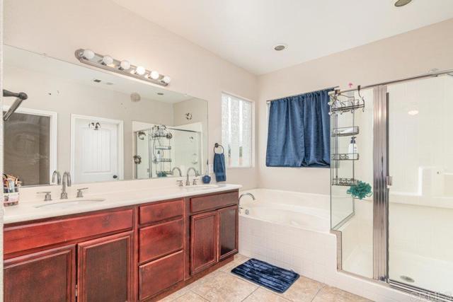 400 Colt Street, San Jacinto CA: https://media.crmls.org/mediaz/05cc5d2f-10ec-45df-9733-61147f4123f2.jpg