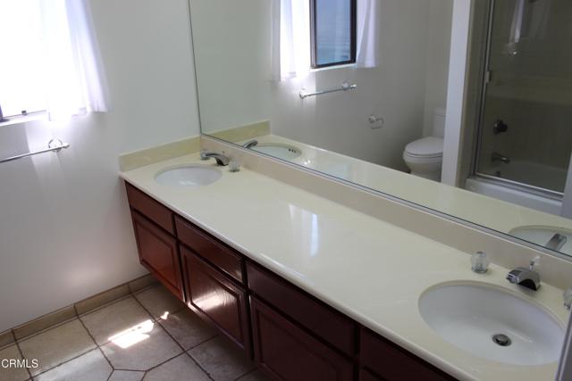 14062 Atwood Court, Moorpark CA: https://media.crmls.org/mediaz/05cd167b-36ac-4a64-a964-ccaa4fe6acbc.jpg