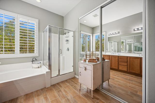79976 Castille Drive, La Quinta CA: https://media.crmls.org/mediaz/05cd91bf-e9d3-4ad3-82c8-d32f480fb1ff.jpg