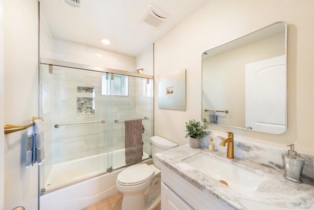 Image 18 of 30 For 2188 Patton Avenue