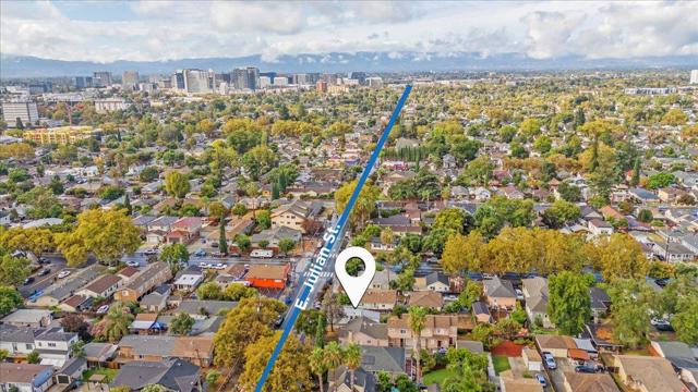 915 E Julian Street, San Jose CA: https://media.crmls.org/mediaz/05ce578c-e039-47af-bafd-2372e5fbc46b.jpg