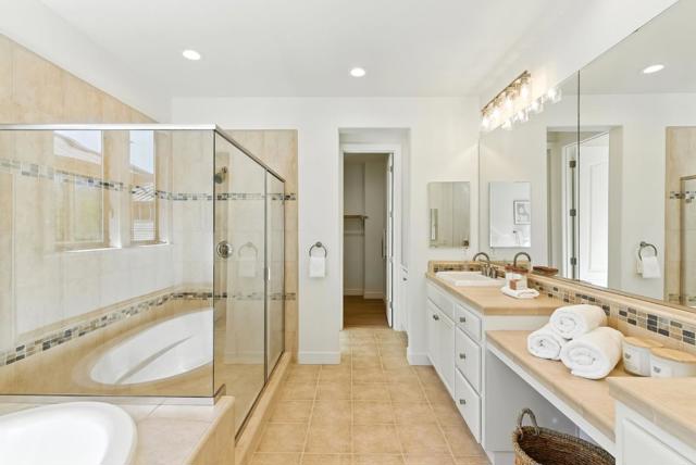 405 Spruce Lane, Palo Alto CA: https://media.crmls.org/mediaz/05ceee0a-6da0-4686-99e1-40ab566c003f.jpg