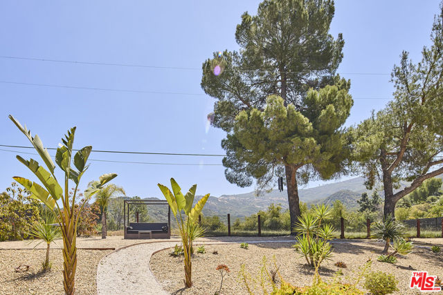 2266 Cold Canyon Road, Calabasas CA: https://media.crmls.org/mediaz/05cfad81-7b90-49ba-bada-cdbb56d674f6.jpg