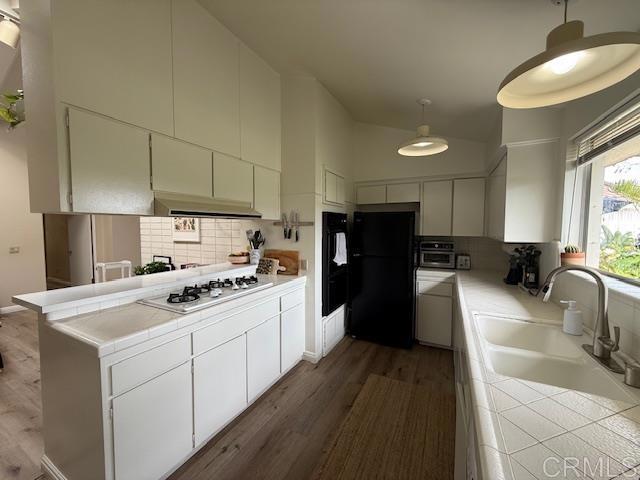 Detail Gallery Image 16 of 27 For 7049 Estrella De Mar Rd #69,  Carlsbad,  CA 92009 - 3 Beds | 2 Baths
