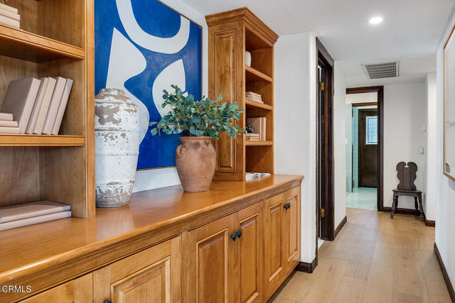 Detail Gallery Image 32 of 73 For 420 Inverness Dr, La Canada Flintridge,  CA 91011 - 6 Beds | 5/1 Baths