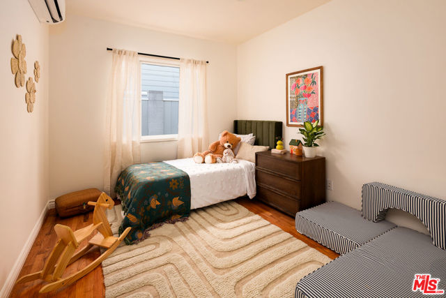 2646 Rich Street photo 15