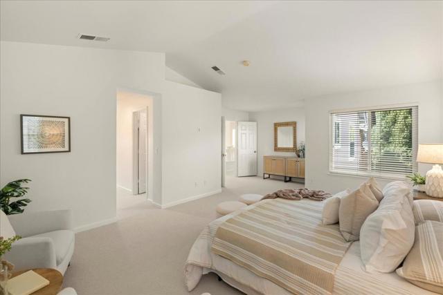 105 Estrada Drive, Mountain View CA: https://media.crmls.org/mediaz/05d24403-dc35-437d-a6b3-e4cb6bf52527.jpg