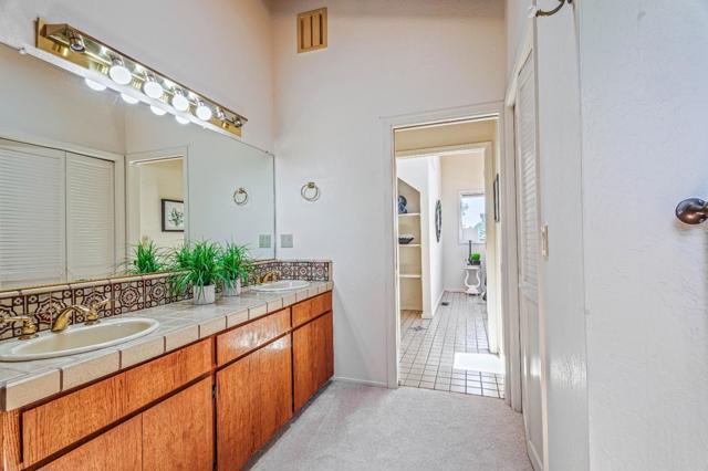 135 Seabreeze Place, Aptos CA: https://media.crmls.org/mediaz/05d247ac-2609-42c9-8e83-cec43955073d.jpg