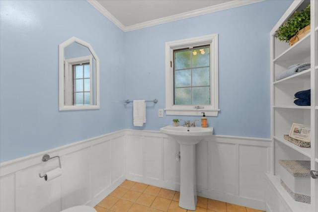 115 Doud Drive, Los Altos CA: https://media.crmls.org/mediaz/05d24ef2-3dae-4c2a-b589-0fd5a00fec5d.jpg