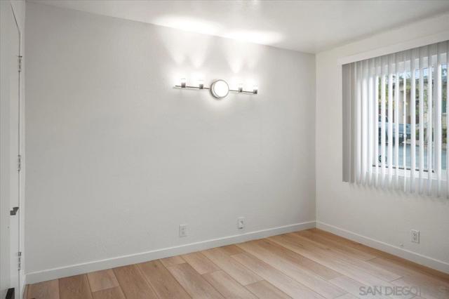 1418 Minden Dr, San Diego CA: https://media.crmls.org/mediaz/05d34808-4f7e-4cbe-8824-6dd98d0956ce.jpg