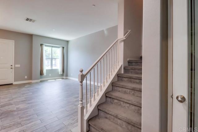 Detail Gallery Image 16 of 48 For 1560 Santa Carolina Rd #2,  Chula Vista,  CA 91913 - 4 Beds | 3/1 Baths