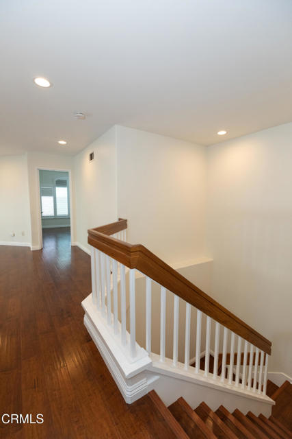 5247 San Francesca, Camarillo CA: https://media.crmls.org/mediaz/05d3aa11-854a-4312-ad8f-839b04c847f0.jpg