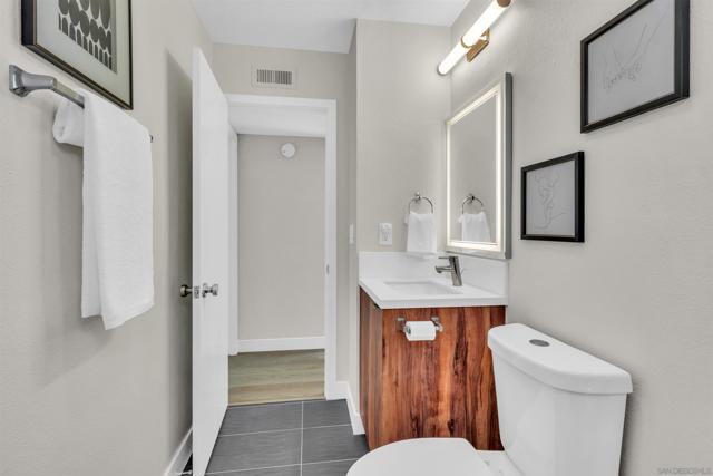 13070 Roundup Ave, San Diego CA: https://media.crmls.org/mediaz/05d4d44d-9db0-4b8e-b38d-5b1d4fe2cb46.jpg