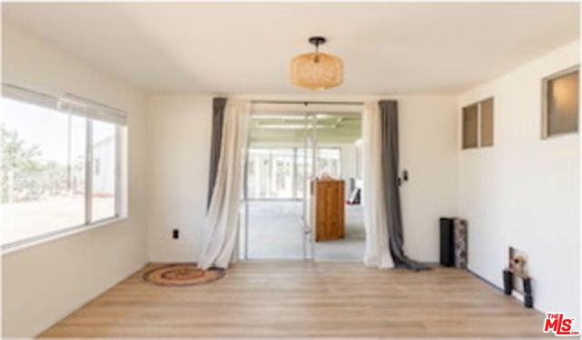 62282 Dennis Avenue, Joshua Tree CA: https://media.crmls.org/mediaz/05d4ebdd-7129-4224-8b13-451e8a63f09c.jpg