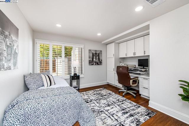 260 Mara Pl, San Ramon CA: https://media.crmls.org/mediaz/05d69d89-790f-452a-a775-d8e2c505f1ef.jpg