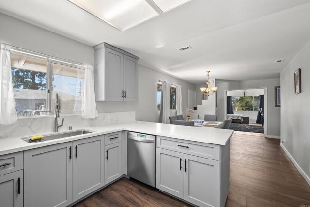 2243 2245 S Lanoitan, National City CA: https://media.crmls.org/mediaz/05d70bc6-437b-43bb-b7c5-a2ce940fb1b9.jpg