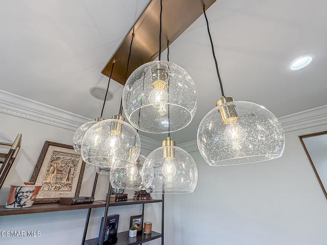 25877 Shady Oak Lane, Valencia CA: https://media.crmls.org/mediaz/05d72a0c-47da-49cc-90ce-879e67545024.jpg